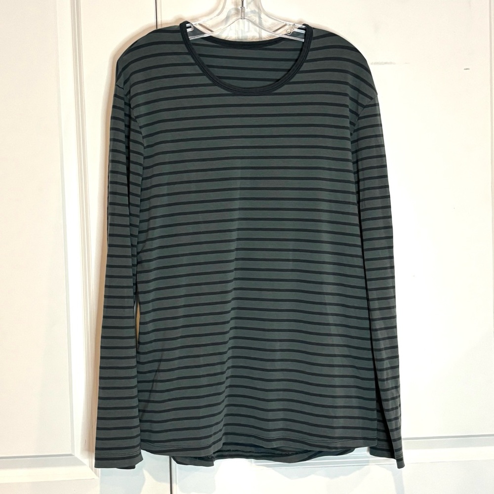 Lululemon 5 Year Basic Green Stripe Long Sleeve Crew Tee L